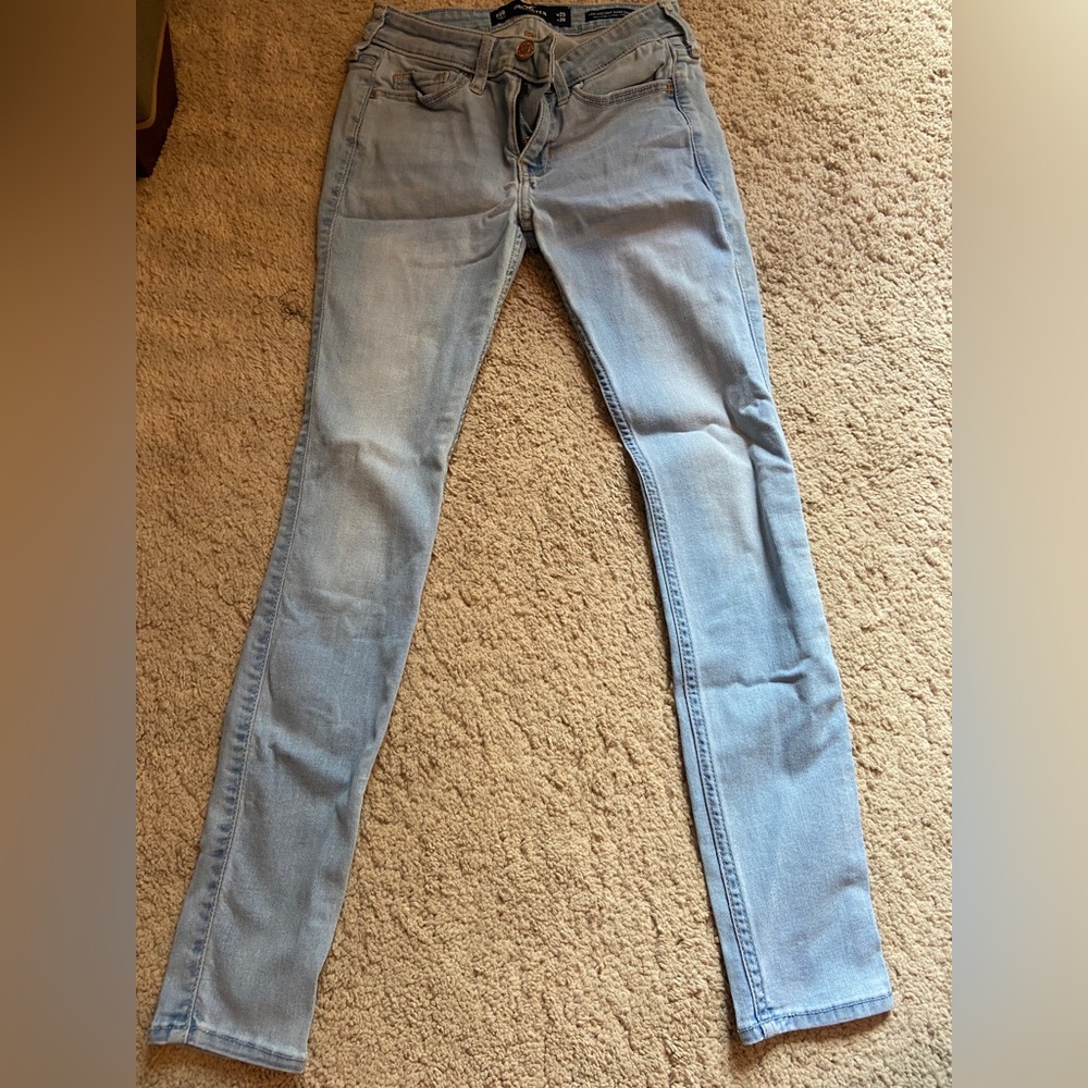 Women’s Hollister Light Wash Super Skinny Jeans